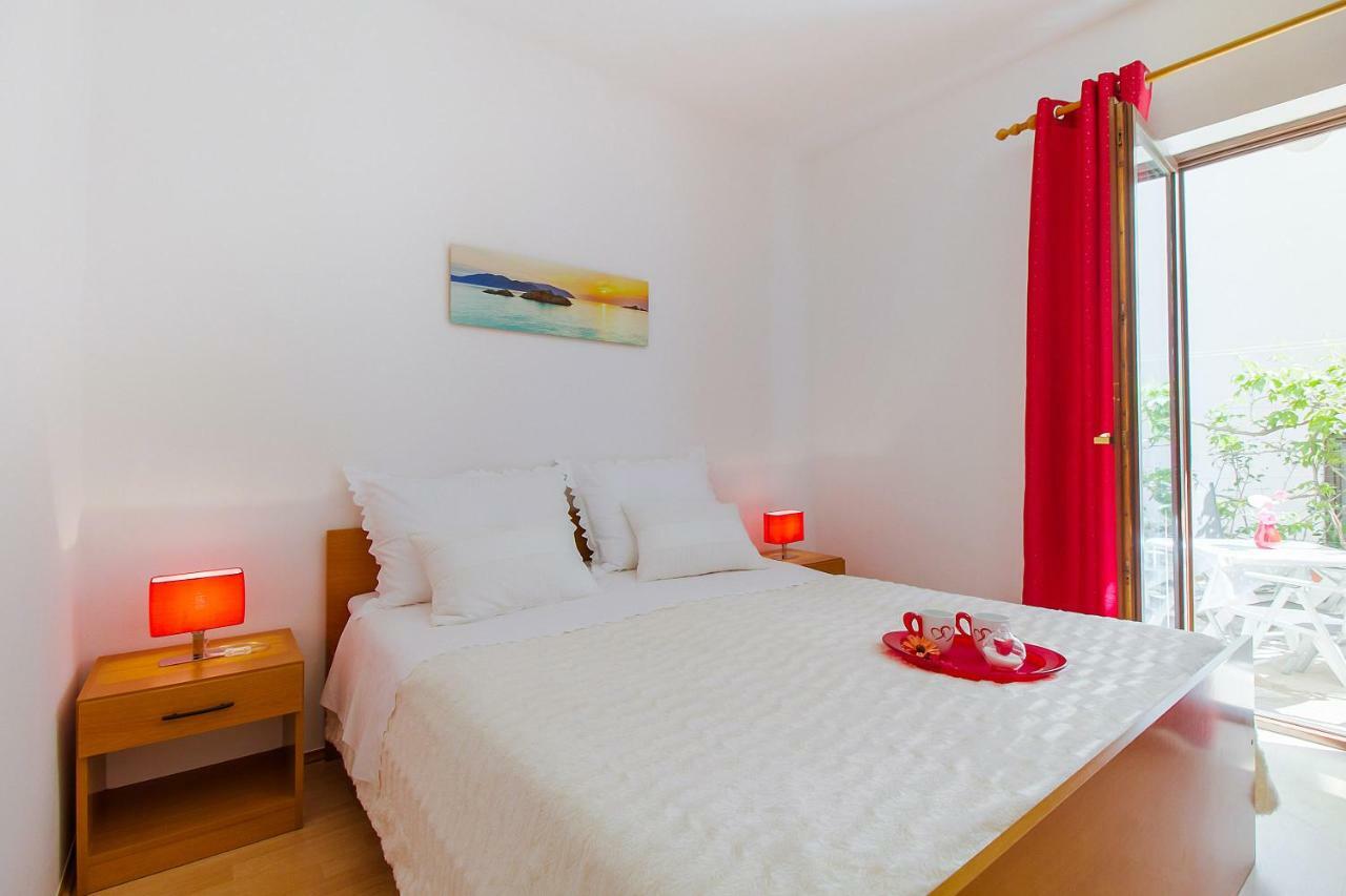 Apartment Budinic مالي لوشينغْ المظهر الخارجي الصورة