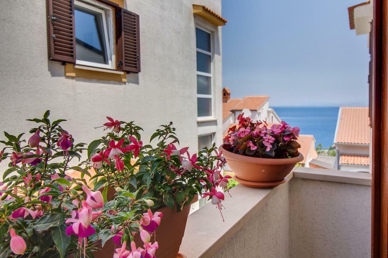 Apartment Budinic مالي لوشينغْ المظهر الخارجي الصورة