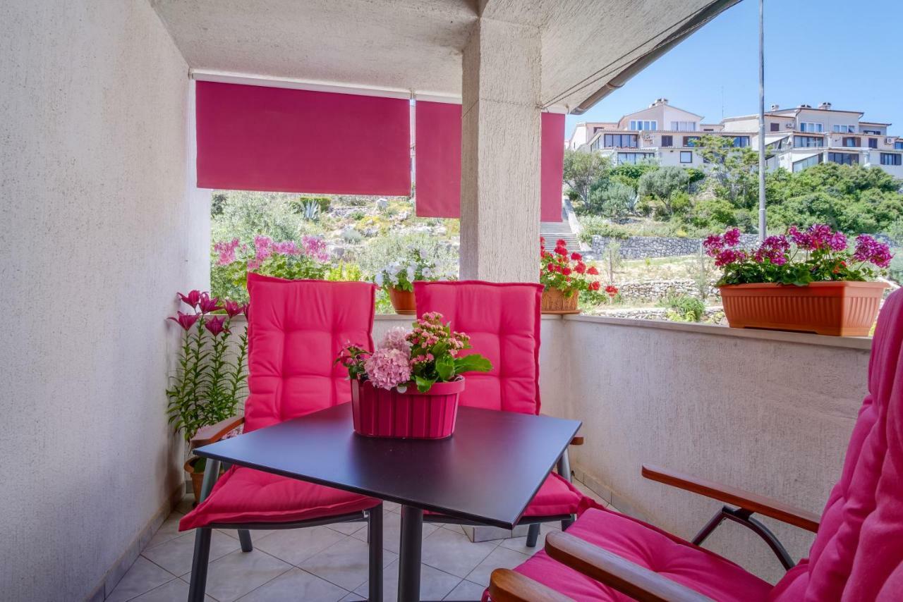 Apartment Budinic مالي لوشينغْ المظهر الخارجي الصورة